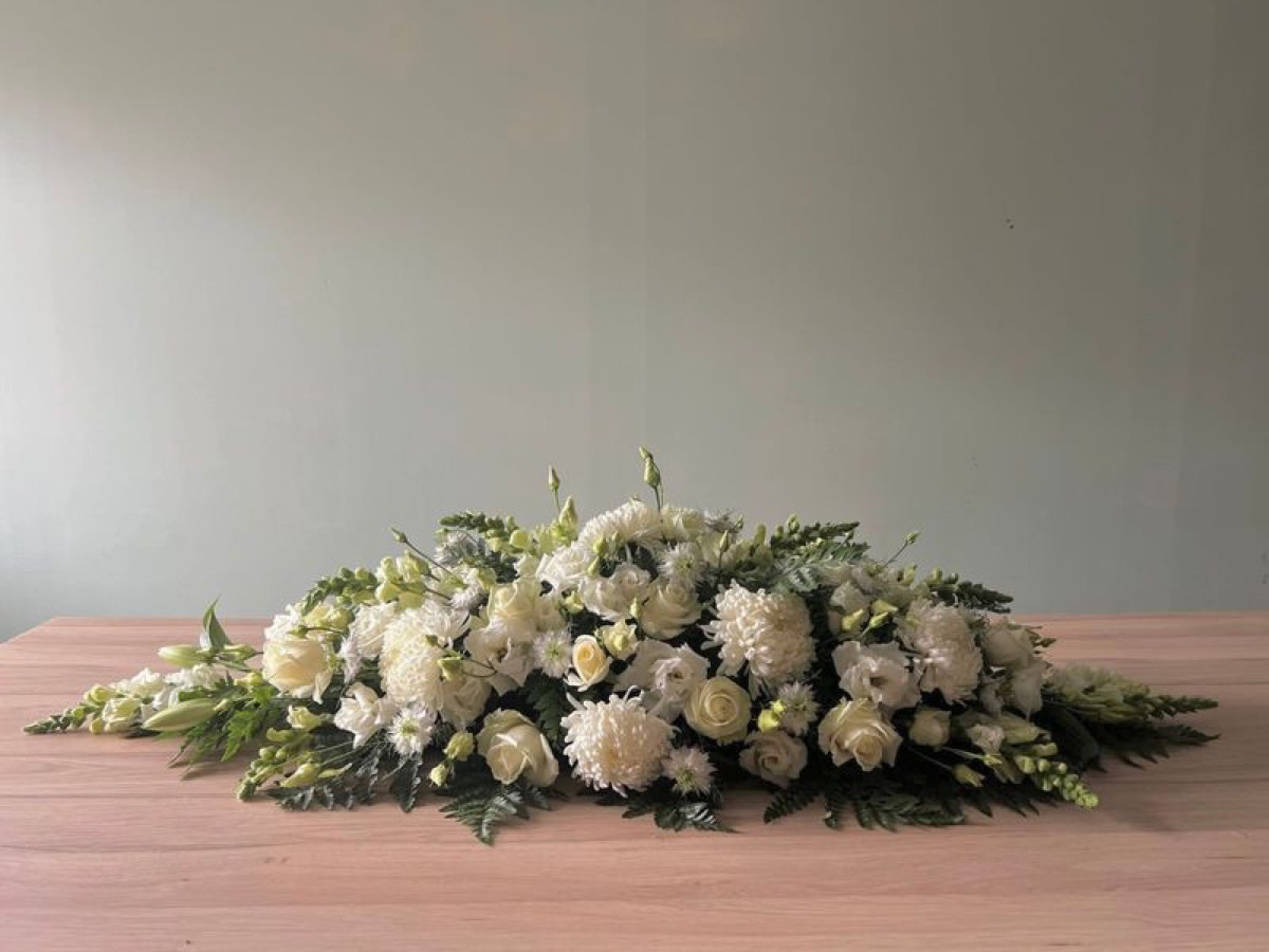Funeral floral tribute photograph 7
